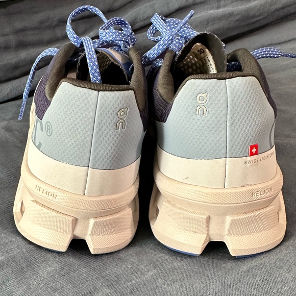 On Running Cloudmonster in Açaí/Lavender women’s 10.5 Excellent condition! - Picture 4 of 8